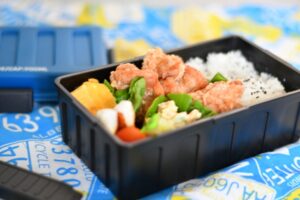 まるごと冷凍弁当は学校で大活躍！レンジなしでも安心な保存＆解凍術