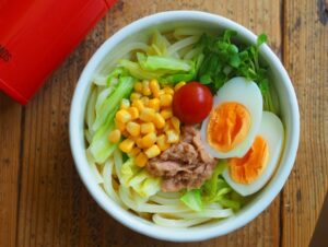 冷凍うどんのお弁当の悩みを解決!美味しく安全な持って行き方とレシピ